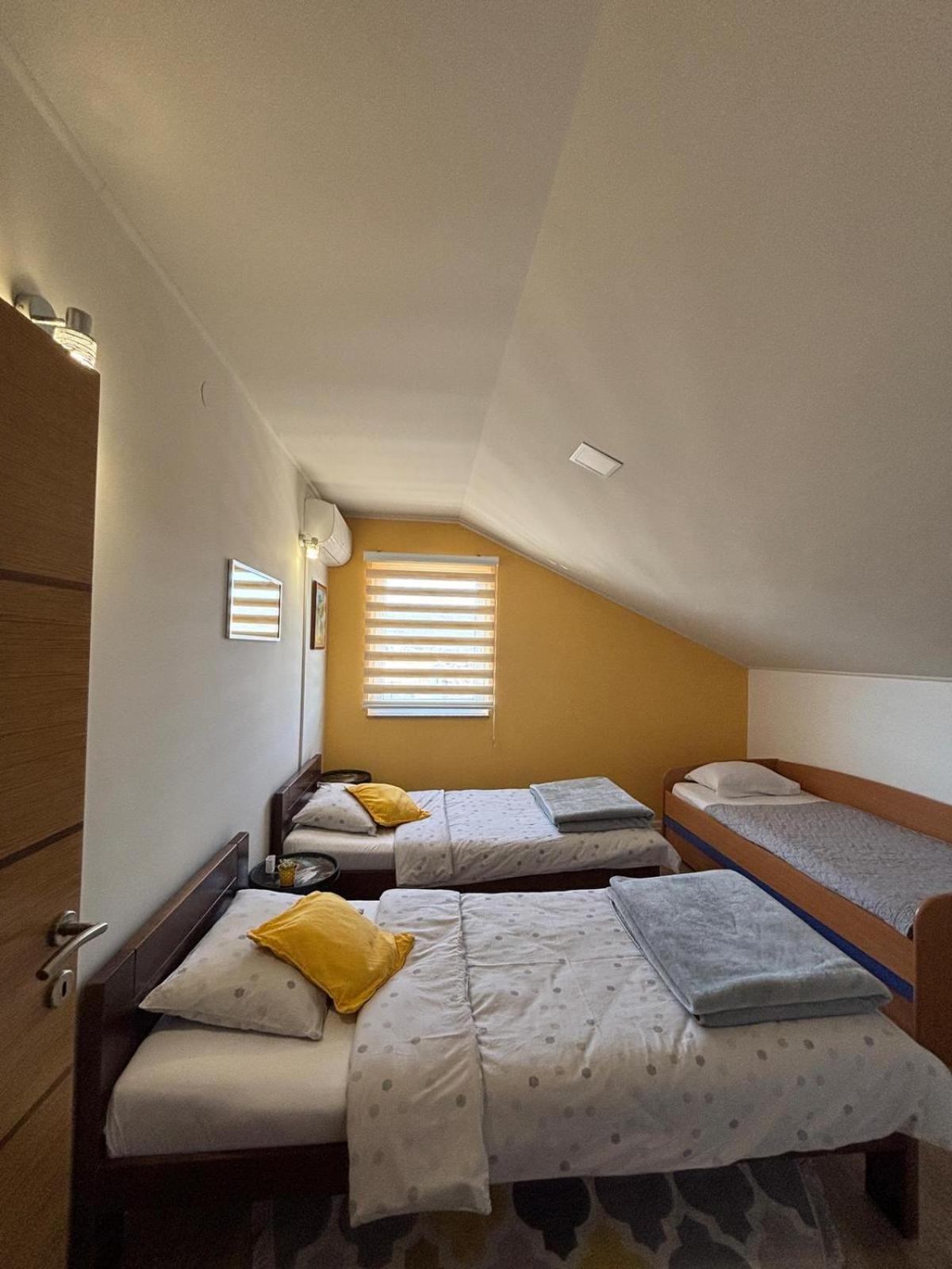 Sobe I Apartman R Bileća Exteriör bild